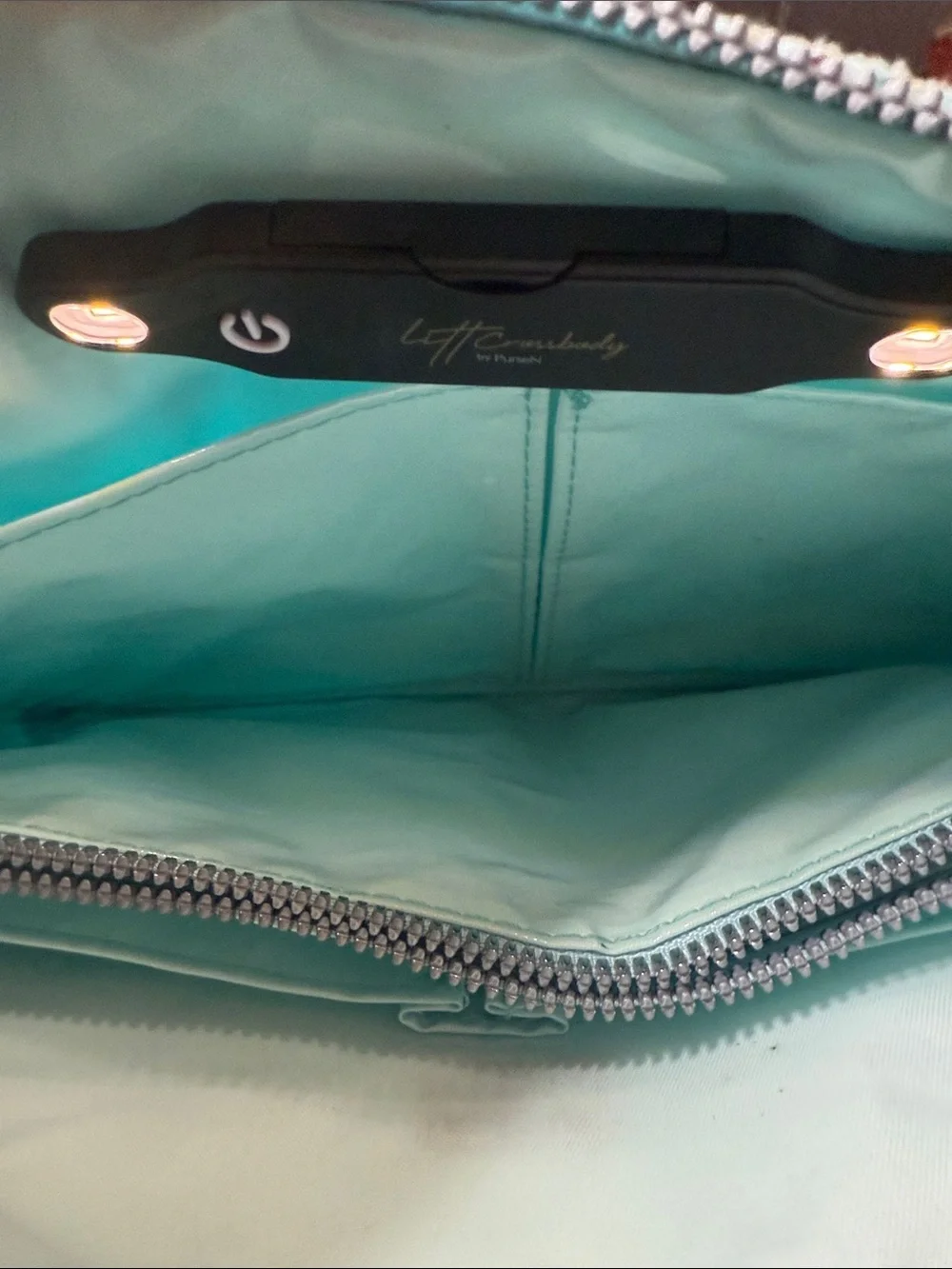 PurseN Litt Teal Snakeskin Getaway Wristlet Makeup Case